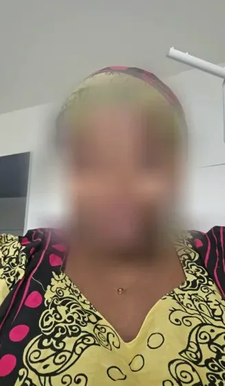 Amber, 38