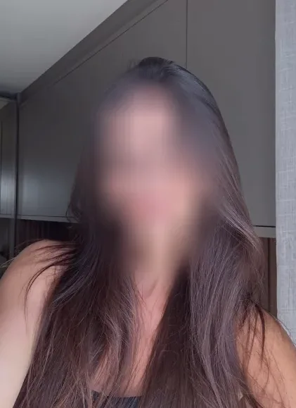 Ayla, 37