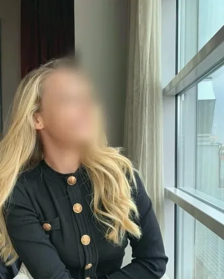 Elif, 34