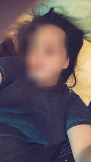 Elin, 28