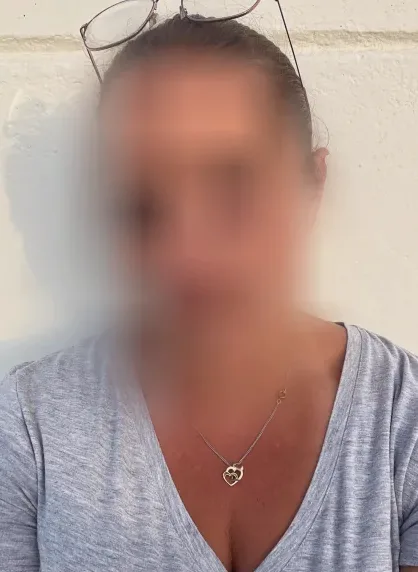 Kirsten, 33
