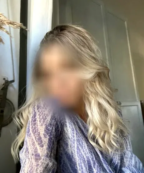 Leyla, 20