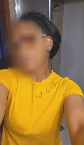 Lynn, 39