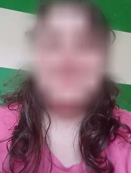 Maaike, 37