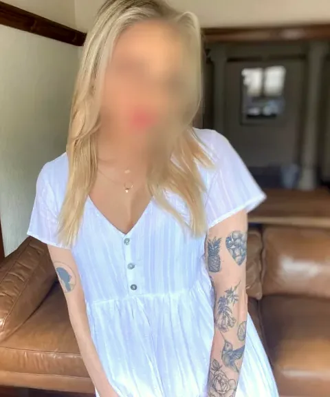 Nathalie, 40