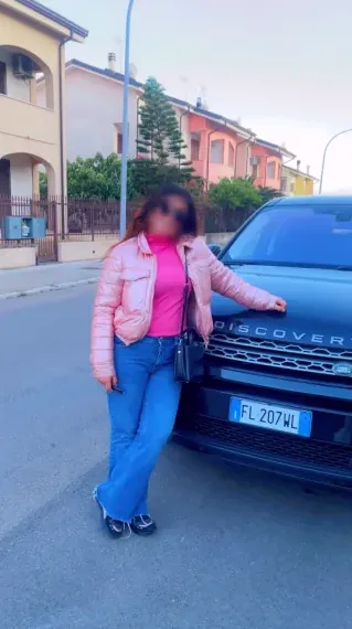 Sabine, 36