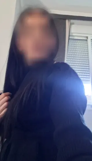 Salma, 39