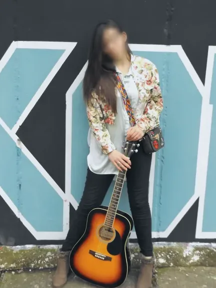 Sofia, 30