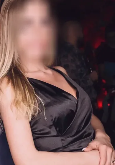 Sofia, 35